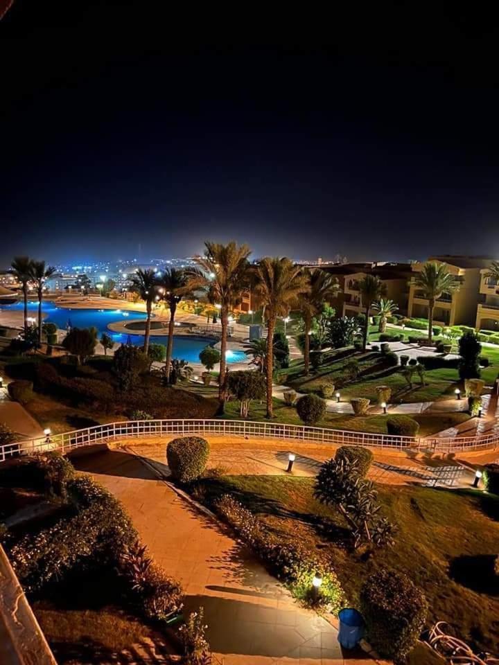 بورتو السخنة ابراج على البحر Ain Sukhna Exterior photo