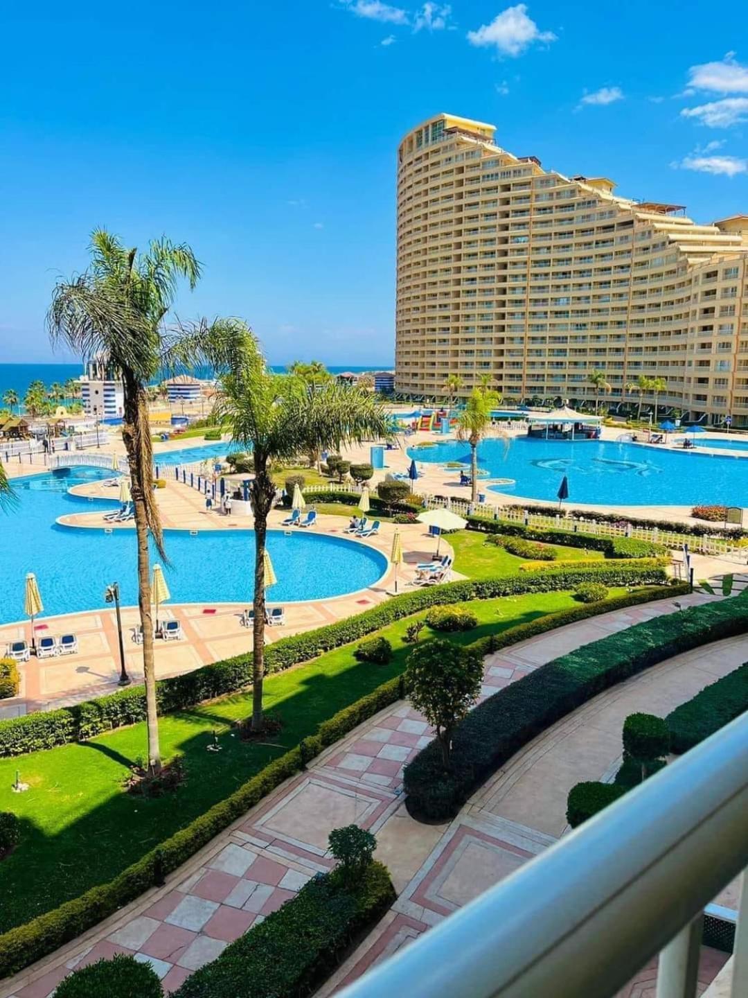 بورتو السخنة ابراج على البحر Ain Sukhna Exterior photo
